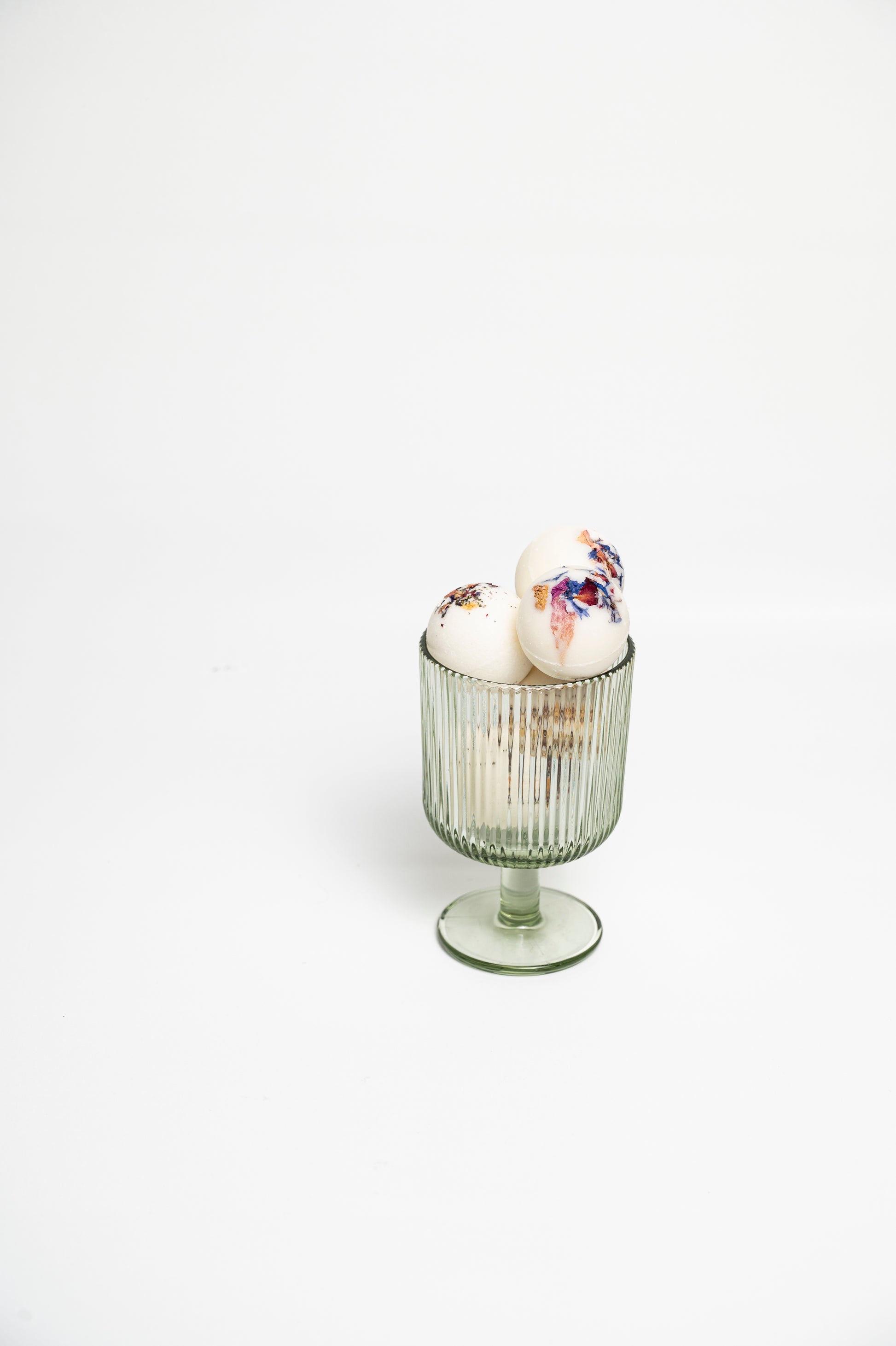 Bath Creamers (4 stuks) | Verzorgende Badmelk Bommen - Hydraterend & Vegan - This is Creamy.