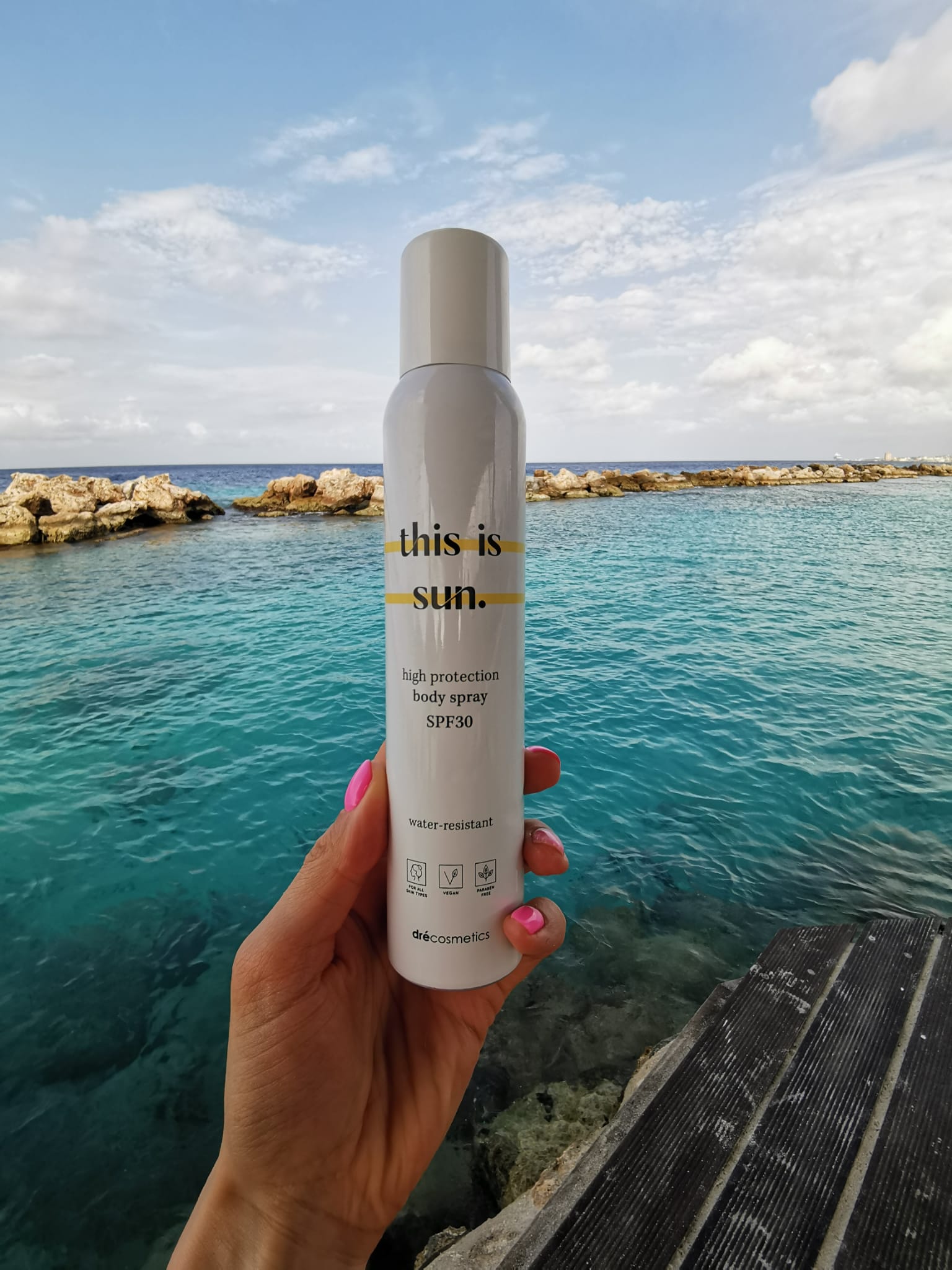 Zonnebrand Spray SPF30 - 100ml | Vegan - Gevoelige Huid - Waterbestendig - This is Sun.